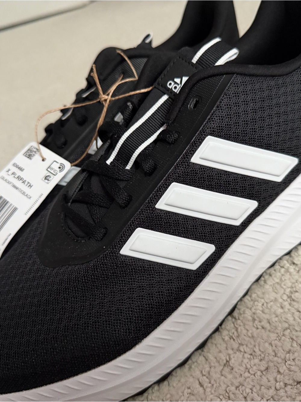 New Men’s Adidas Cloud Foam Sneakers  - Black/White